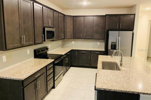 Casa en alquiler en Auburndale, Florida, 4 dormitorios, 216 m2 № 1801862 - foto 4