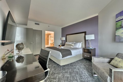 Condominio en venta en Miami, Florida, 1 dormitorio, 64.38 m2 № 1982183 - foto 6