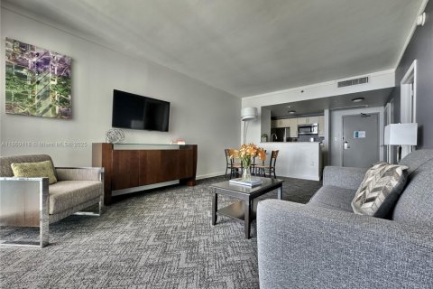 Condominio en venta en Miami, Florida, 1 dormitorio, 64.38 m2 № 1982183 - foto 5