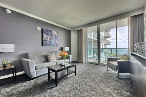 Condominio en venta en Miami, Florida, 1 dormitorio, 64.38 m2 № 1982183 - foto 7