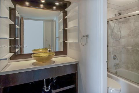 Copropriété à vendre à Miami Beach, Floride: 49.24 m2 № 2317927 - photo 5