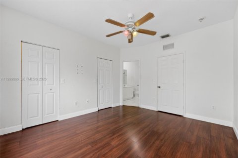 Touwnhouse à vendre à Tamarac, Floride: 2 chambres, 117.8 m2 № 2066273 - photo 18