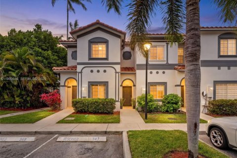 Touwnhouse à Tamarac, Floride 2 chambres, 117.8 m2 № 2066273