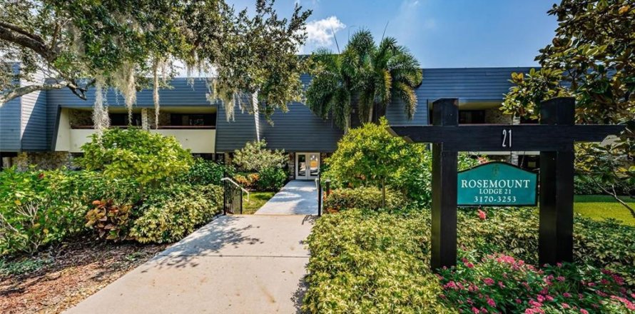 Condominio en Palm Harbor, Florida, 2 dormitorios № 1904441