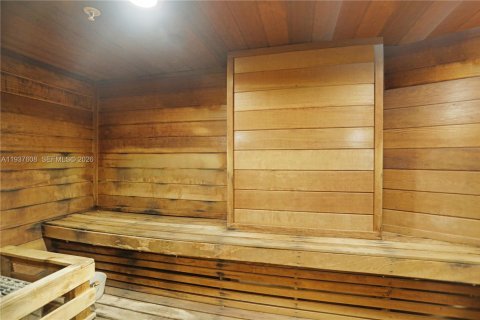 Купить кондоминиум в Санни-Айлс-Бич, Флорида 3 спальни, 194.17м2, № 1995523 - фото 14