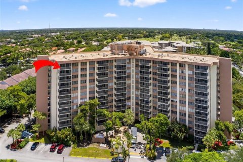 Condo in Coral Springs, Florida, 2 bedrooms  № 2201902