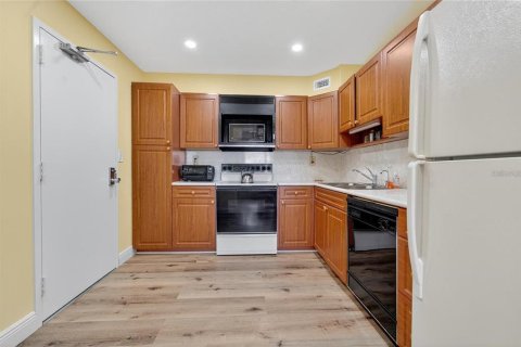 Condominio en venta en Coral Springs, Florida, 2 dormitorios, 125.42 m2 № 2201902 - foto 13