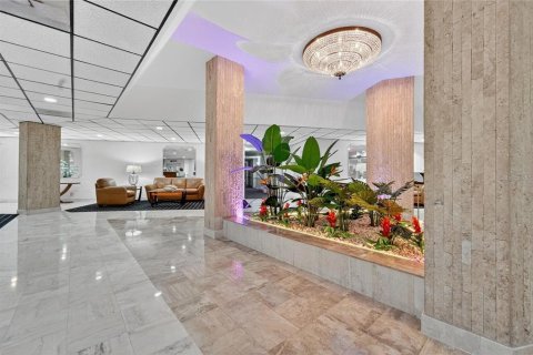 Condominio en venta en Coral Springs, Florida, 2 dormitorios, 125.42 m2 № 2201902 - foto 28