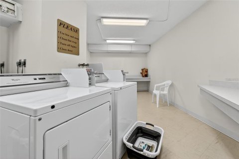 Condominio en venta en Coral Springs, Florida, 2 dormitorios, 125.42 m2 № 2201902 - foto 26