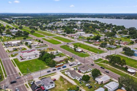 Propiedad comercial en venta en Eagle Lake, Florida, 384.06 m2 № 1906744 - foto 5