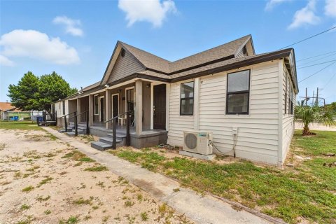 Propiedad comercial en venta en Eagle Lake, Florida, 384.06 m2 № 1906744 - foto 17