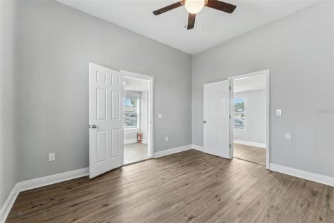 Propiedad comercial en venta en Eagle Lake, Florida, 384.06 m2 № 1906744 - foto 24