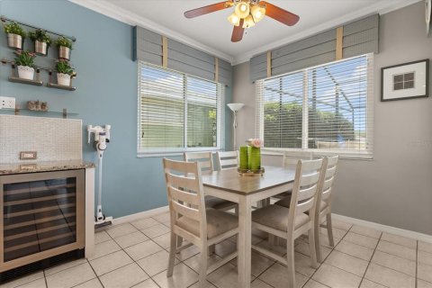 House in Kissimmee, Florida 5 bedrooms, 241.92 sq.m. № 1679762 - photo 9