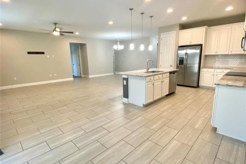 Casa en alquiler en Wesley Chapel, Florida, 4 dormitorios, 213.58 m2 № 1822628 - foto 5
