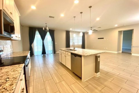 Casa en alquiler en Wesley Chapel, Florida, 4 dormitorios, 213.58 m2 № 1822628 - foto 4