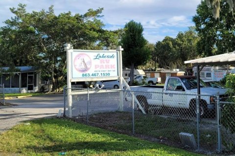 Propiedad comercial en venta en Okeechobee, Florida № 2154384 - foto 4