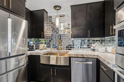 Condominio en venta en Saint Petersburg, Florida, 2 dormitorios, 167.97 m2 № 2149987 - foto 23