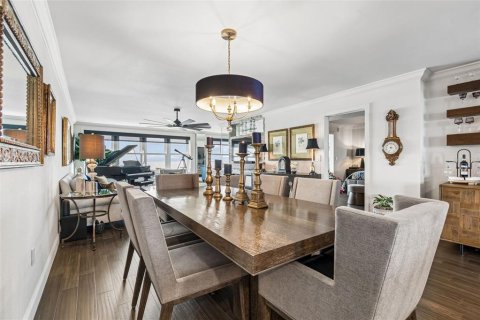 Condominio en venta en Saint Petersburg, Florida, 2 dormitorios, 167.97 m2 № 2149987 - foto 29