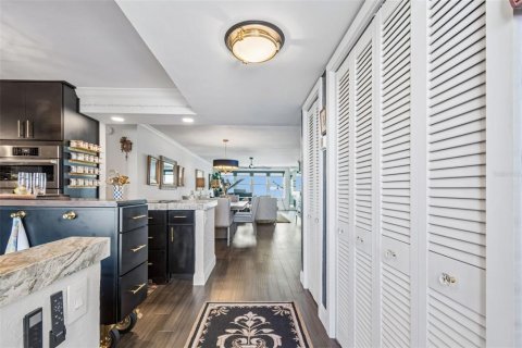 Condominio en venta en Saint Petersburg, Florida, 2 dormitorios, 167.97 m2 № 2149987 - foto 21
