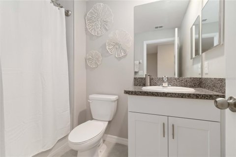 Townhouse in Sun City Center, Florida 3 bedrooms, 158.03 sq.m. № 1855713 - photo 19