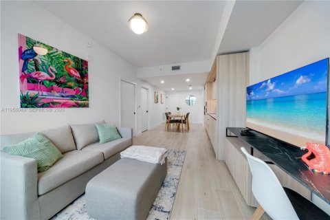 Copropriété à louer à Miami, Floride: 1 chambre, 60.39 m2 № 2153443 - photo 12