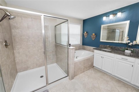 Casa en venta en Brandon, Florida, 4 dormitorios, 264.68 m2 № 1805402 - foto 27