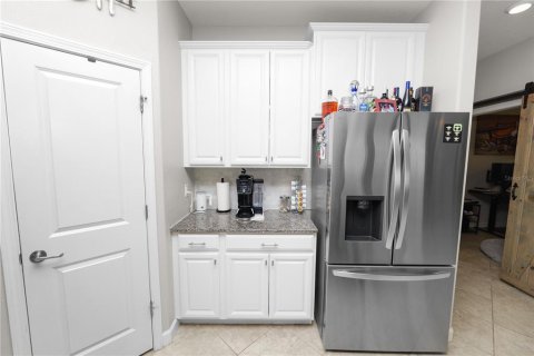 Casa en venta en Brandon, Florida, 4 dormitorios, 264.68 m2 № 1805402 - foto 16