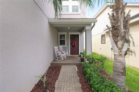 Casa en venta en Brandon, Florida, 4 dormitorios, 264.68 m2 № 1805402 - foto 2