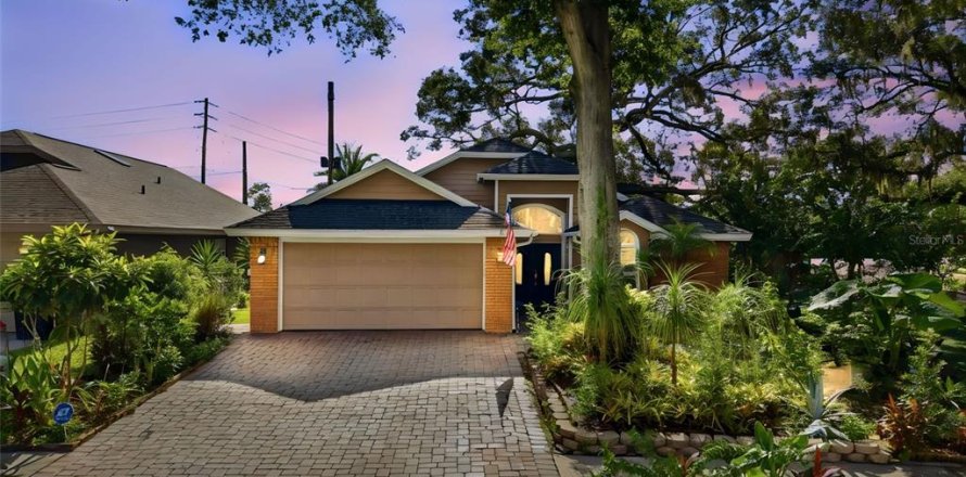 Villa ou maison à Apopka, Floride 3 chambres, 156.26 m2 № 2351708