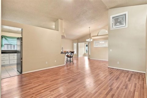 Villa ou maison à vendre à Apopka, Floride: 3 chambres, 156.26 m2 № 2351708 - photo 27