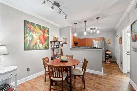 Condo in Orlando, Florida, 2 bedrooms  № 1528893 - photo 14
