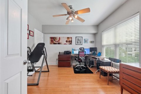 Condo in Orlando, Florida, 2 bedrooms  № 1528893 - photo 7