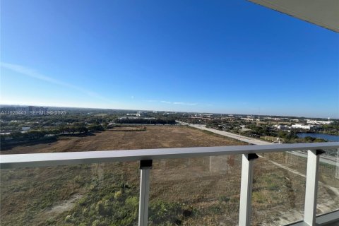 Condominio en alquiler en Sunrise, Florida, 2 dormitorios, 85.47 m2 № 2059914 - foto 20