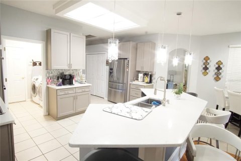 House in Clermont, Florida 4 bedrooms, 227.05 sq.m. № 1803493 - photo 21