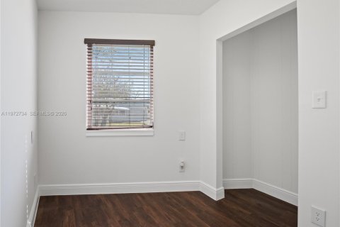 House in Tamarac, Florida 3 bedrooms, 151.43 sq.m. № 2033363 - photo 28