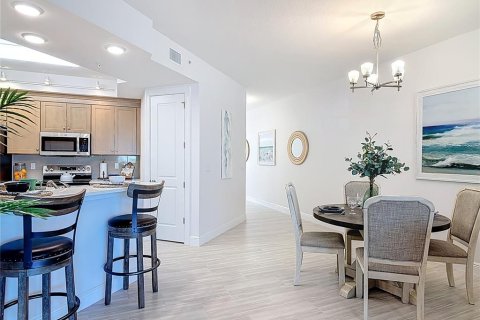 Condo in New Smyrna Beach, Florida, 2 bedrooms  № 1577127 - photo 8