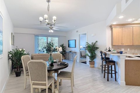 Condo in New Smyrna Beach, Florida, 2 bedrooms  № 1577127 - photo 10