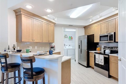Condo in New Smyrna Beach, Florida, 2 bedrooms  № 1577127 - photo 13