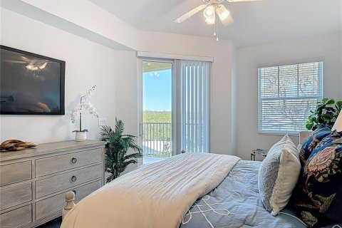 Condo in New Smyrna Beach, Florida, 2 bedrooms  № 1577127 - photo 24