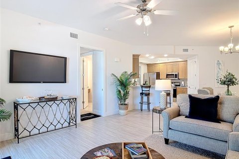 Condo in New Smyrna Beach, Florida, 2 bedrooms  № 1577127 - photo 4