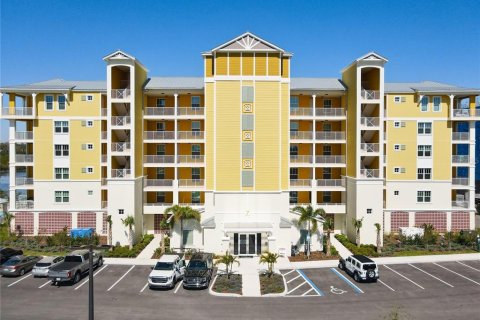Condo in New Smyrna Beach, Florida, 2 bedrooms  № 1577127 - photo 3