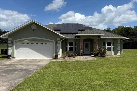 Casa en Ocala, Florida 3 dormitorios, 212.19 m2 № 2370745