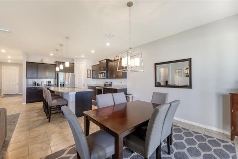 Villa ou maison à vendre à North Port, Floride: 4 chambres, 265.33 m2 № 2103648 - photo 19