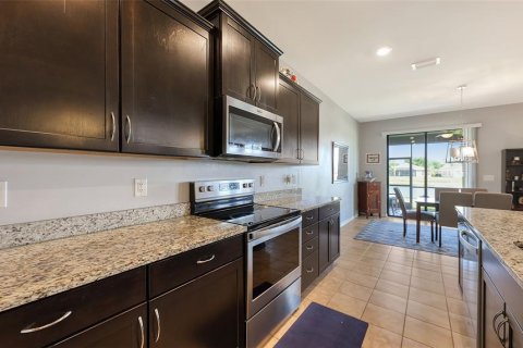 Villa ou maison à vendre à North Port, Floride: 4 chambres, 265.33 m2 № 2103648 - photo 17