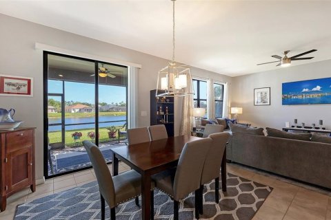 Villa ou maison à vendre à North Port, Floride: 4 chambres, 265.33 m2 № 2103648 - photo 20
