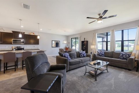 Villa ou maison à vendre à North Port, Floride: 4 chambres, 265.33 m2 № 2103648 - photo 12