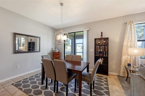 Villa ou maison à vendre à North Port, Floride: 4 chambres, 265.33 m2 № 2103648 - photo 22