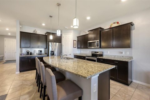 Villa ou maison à vendre à North Port, Floride: 4 chambres, 265.33 m2 № 2103648 - photo 15