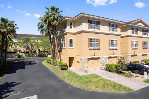 Adosado en New Port Richey, Florida 3 dormitorios, 158.86 m2 № 2102250
