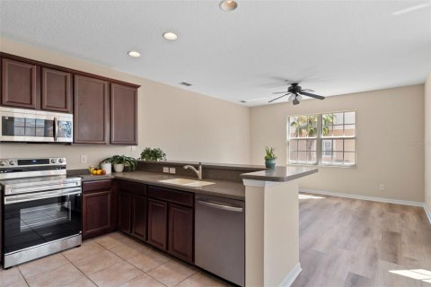 Adosado en venta en New Port Richey, Florida, 3 dormitorios, 158.86 m2 № 2102250 - foto 24